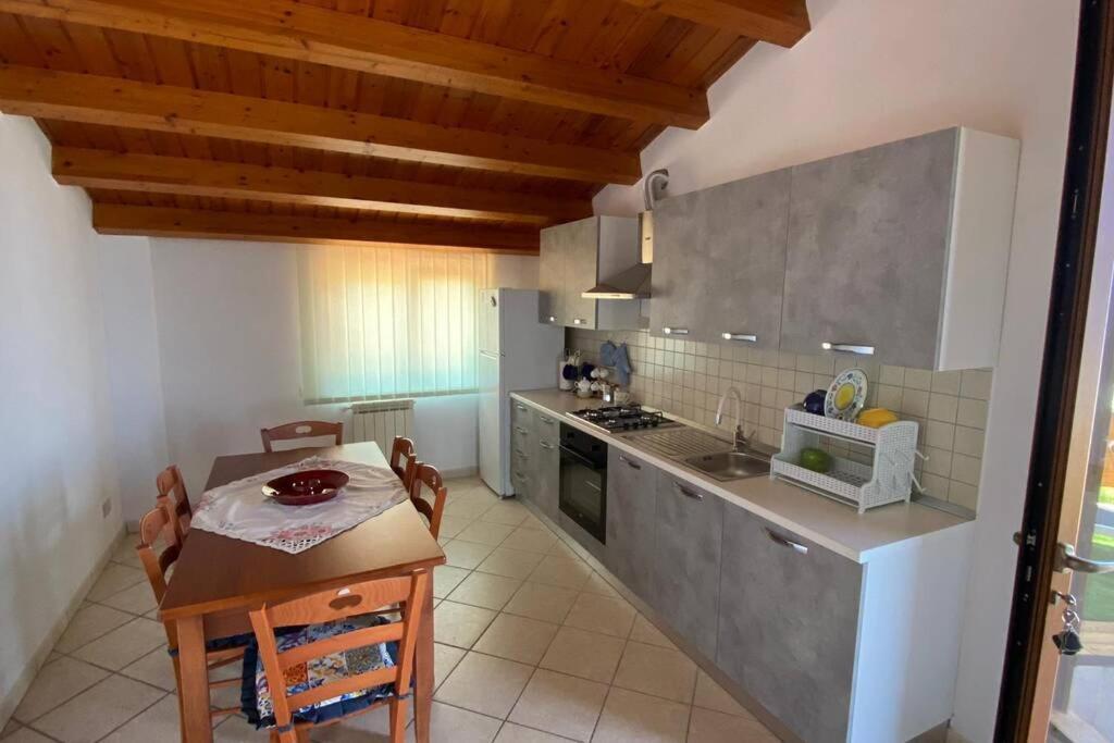 Loft Incantevole Con Idromassaggio Esterno Privato Патти Экстерьер фото